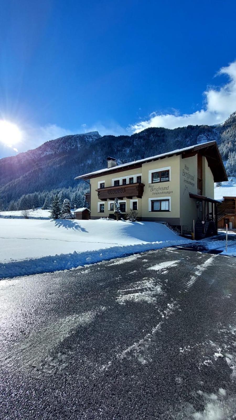 Haus Bergfreund Apartment Sankt Leonhard im Pitztal Exterior photo
